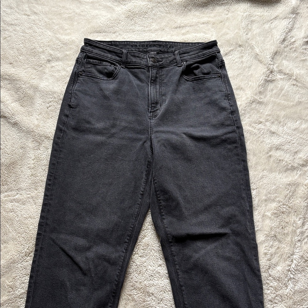American Eagle Stretch Mom Jeans Sz 8 | High Rise Black Denim AEO - Picture 4 of 12